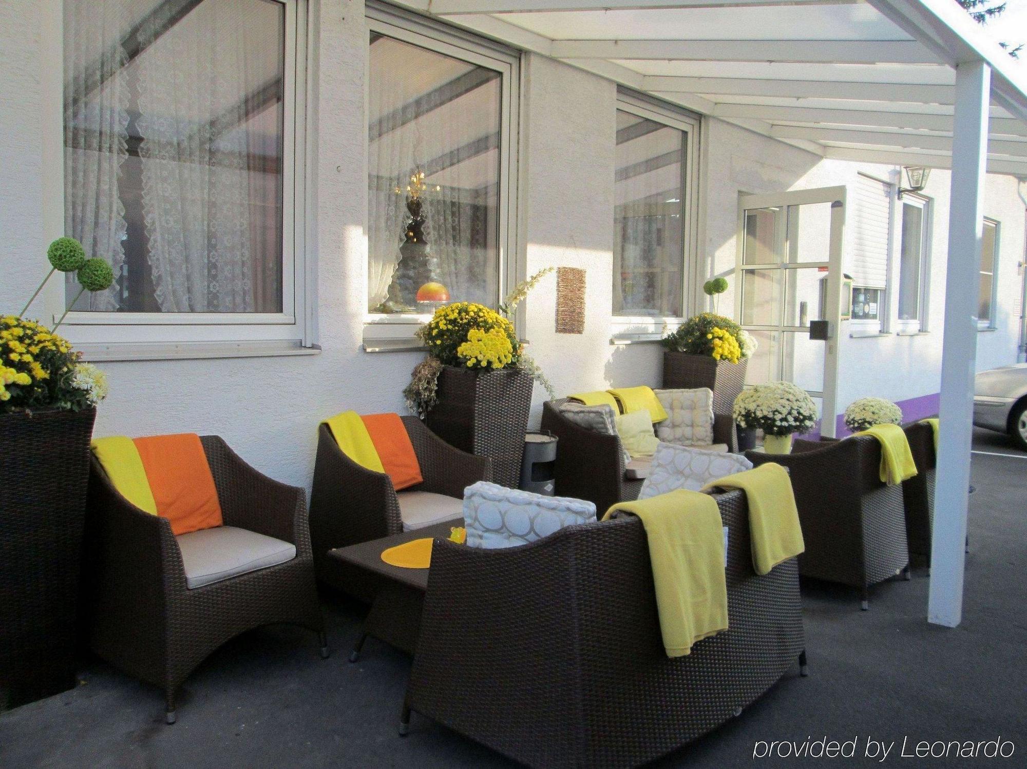 Hotel Attaché Raunheim Exterior foto