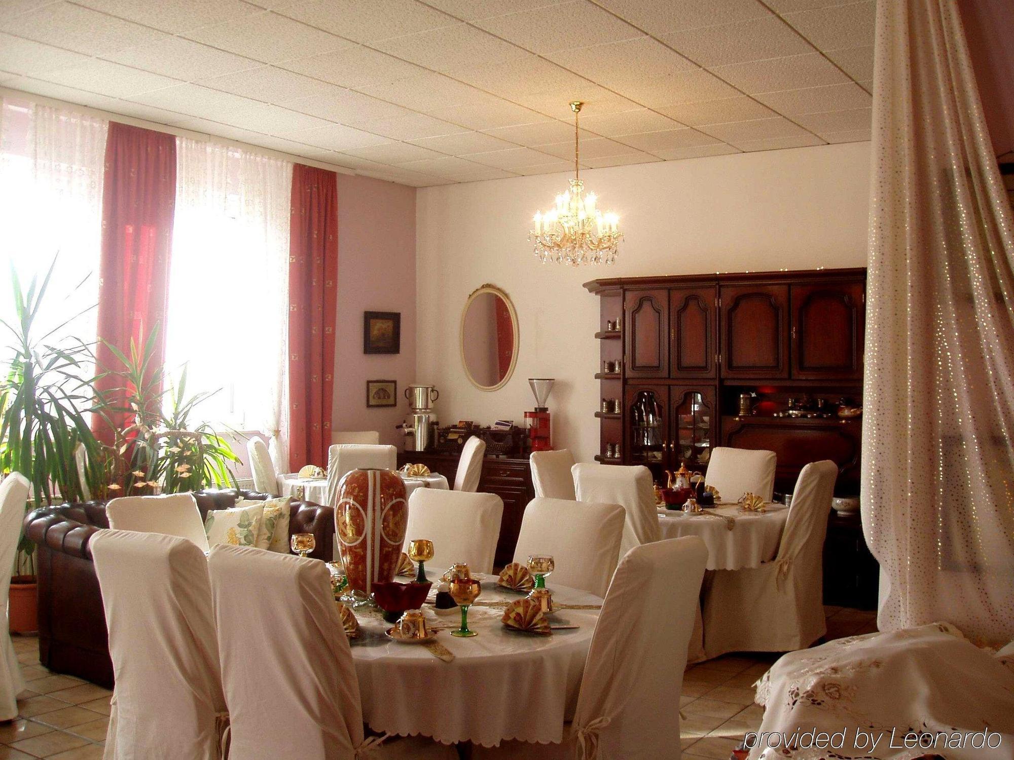 Hotel Attaché Raunheim Restaurant foto